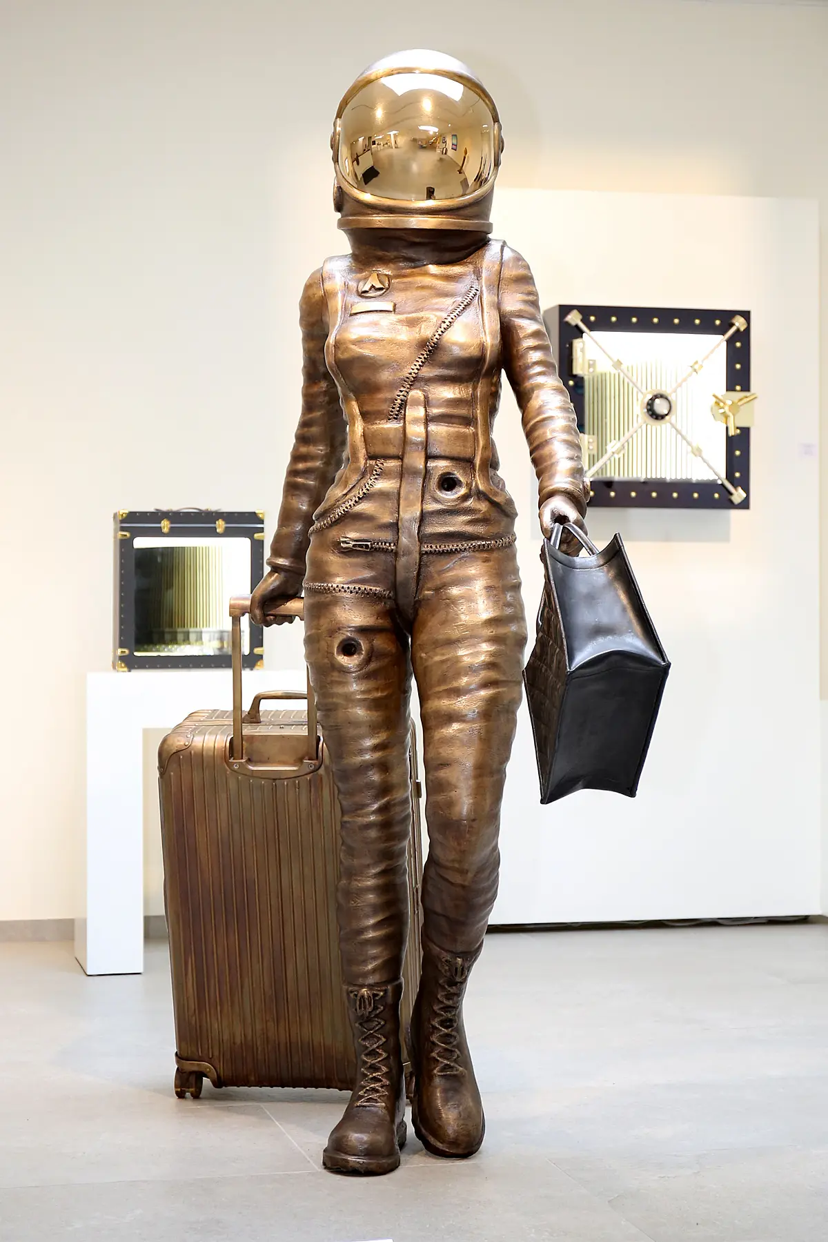 Astronaute moderne – Sculpture décorative en résine